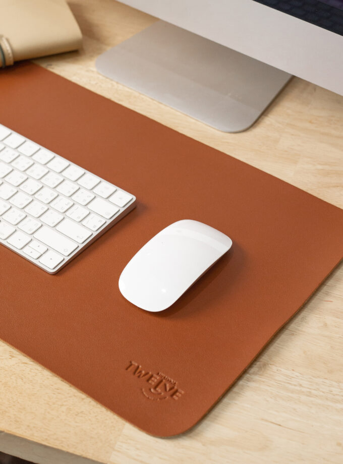 Desk Pad เเผ่นรองเขียน แผ่นรองเมาส์หนัง