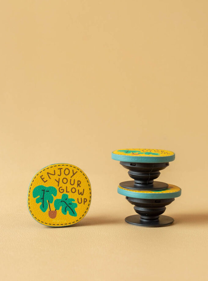 First Met Griptok ที่วางโทรศัพท์มือถือเเบบหนัง